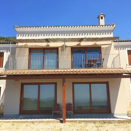Villa Del Mandorlo